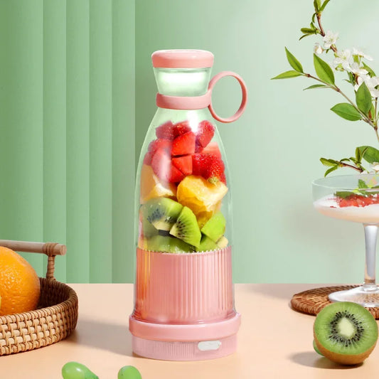 Portable Blender USB Rechargeable Mini Juicer Blender Personal Size Kitchen blenders for Juices Shakes and Smoothies